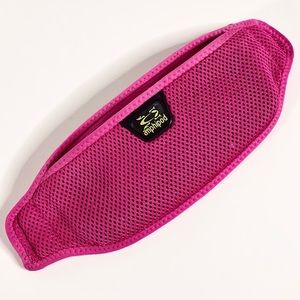 Amphipod Hot Pink Mesh Airflow Lite Fanny Pack